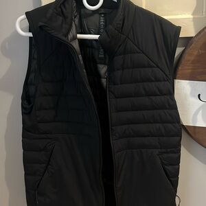 Lululemon down for it all vest